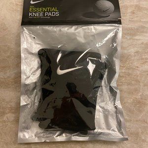 NEW Nike Essential Volleyball Knee Pads X-Small/Small